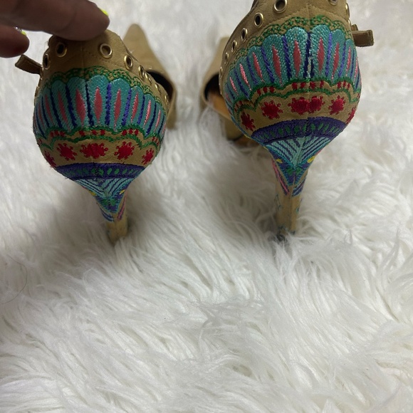 VERSACE SHOES SIZE 37 - Picture 2 of 6